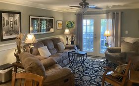 Classic City 3 Bedroom 2 Bath Condo With Deck Close To Uga, Five Points, And Memorial Park In Athens